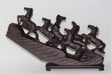 木雕八駿馬 最新產品與花卉元素的完美融合